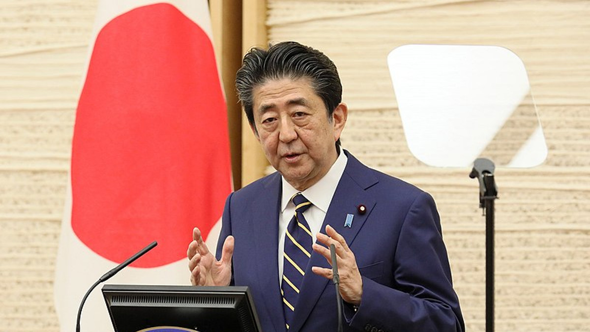 L'ex premier giapponese Shinzo Abe