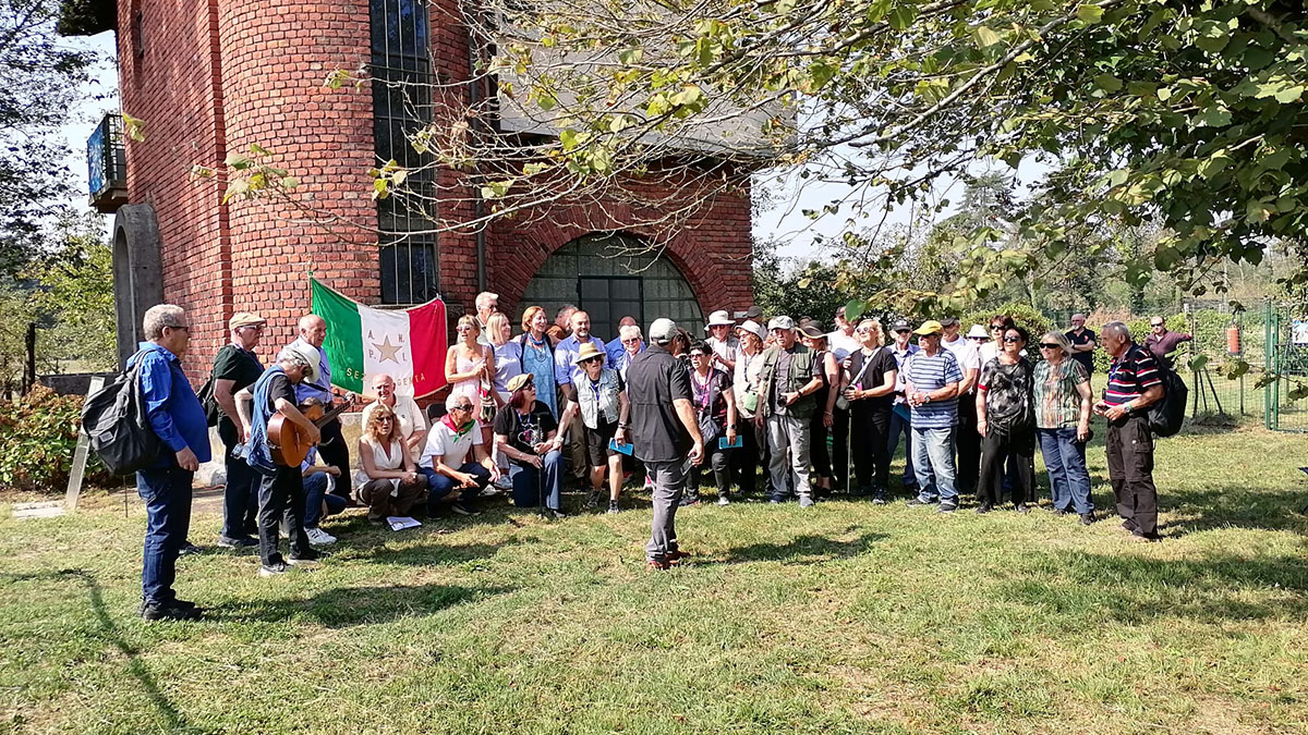 Israeliani in vista a Villa La Faggiana a Boffalora sul Ticino