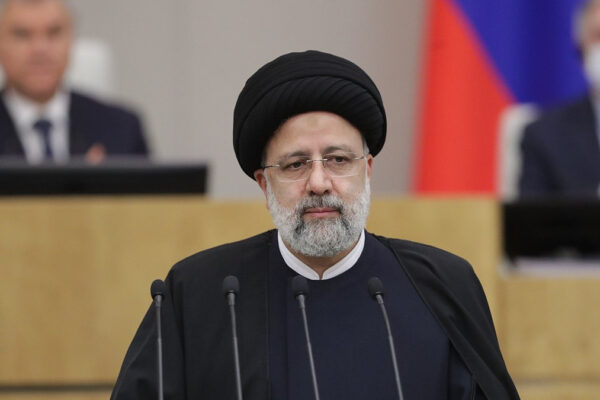 Ebrahim Raisi alla Duma il 20.1.2022 (foto Wikimedia)