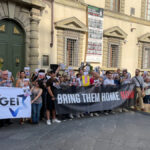 falshmob-ostaggi-firenze