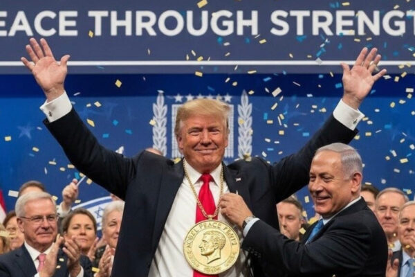 L'immagina in IA con Netanyahu che dà il Nobel a Trump