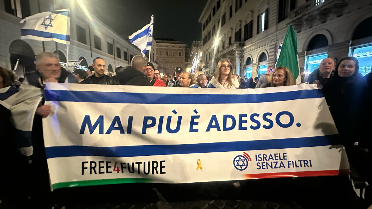 manifestazione contro antisemitismo a roma 30.10.2025