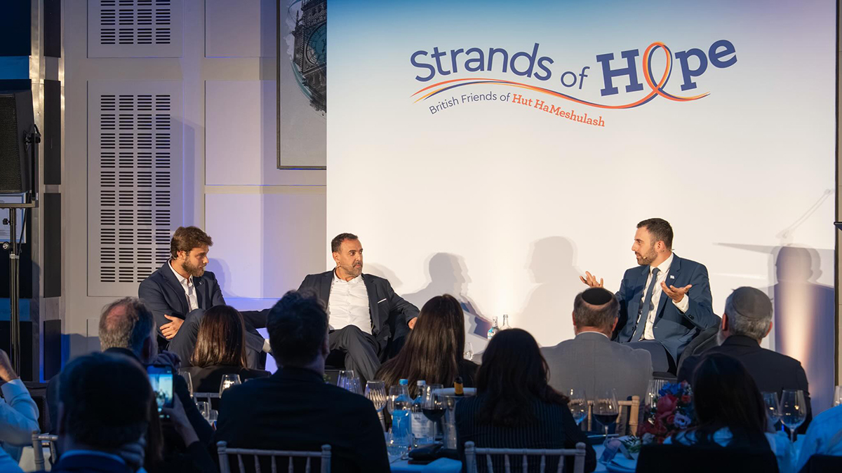 Alon Ohel e Eli Sharabi durante la serata di Strands for hope a Londra