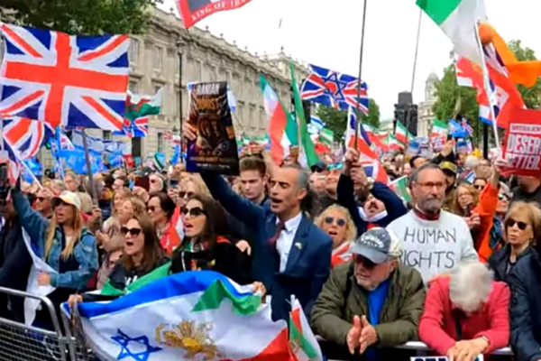 Manifestazione contro l'antisemitismo a Londra del 10 maggio 2026