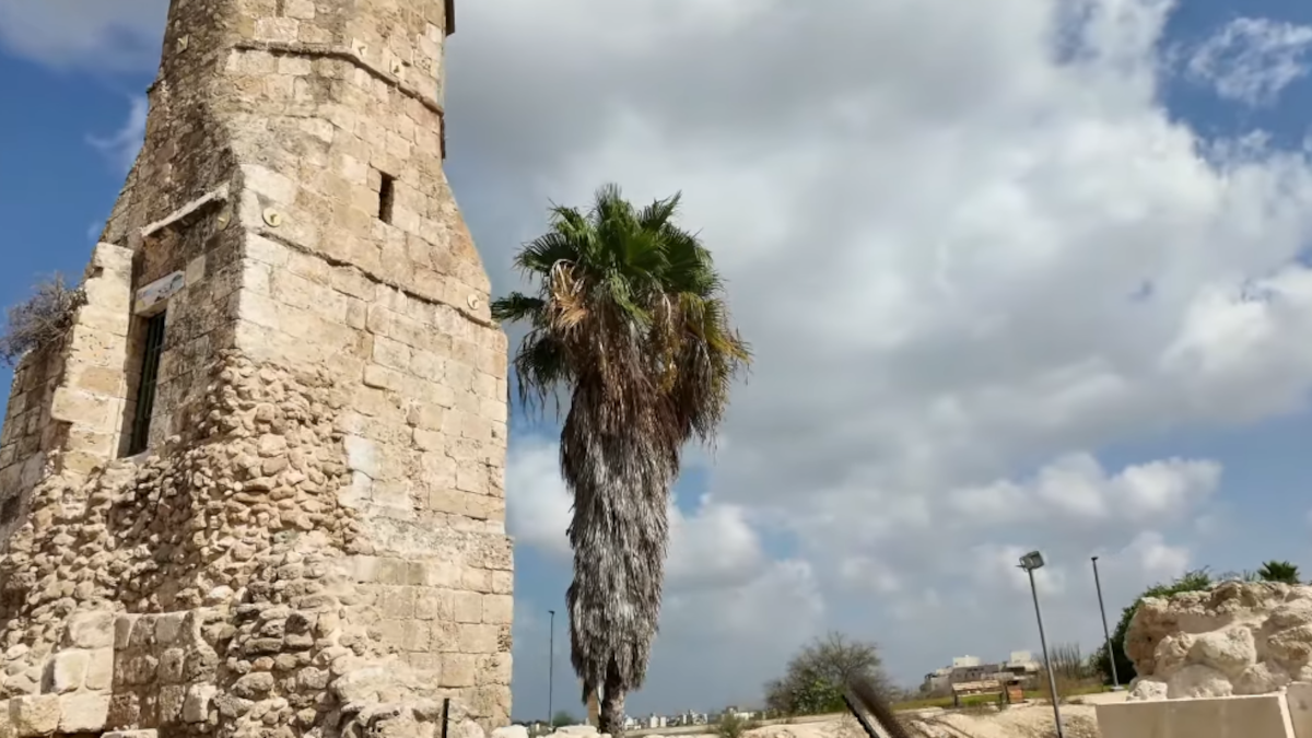 Il minareto di Tel Yavne