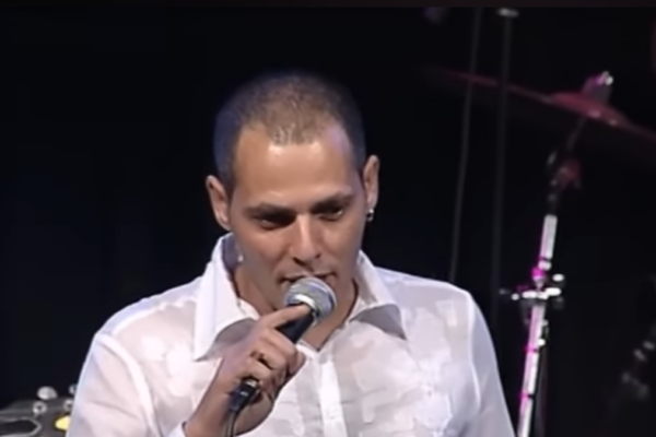 Il cantante israeliano Yishai Levi
