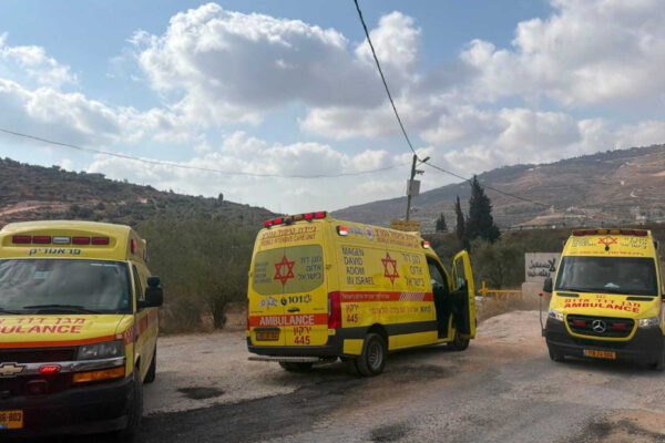 ambulanze del Magen David Adom sul luogo dello scontro