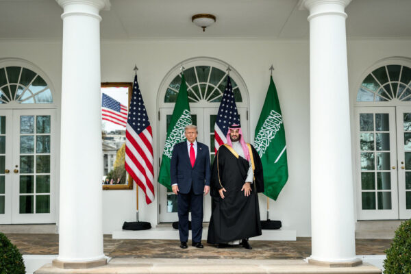 (Nella foto Donald Trump e Mohammed Bin Salman alla Casa Bianca. Fonte: X).