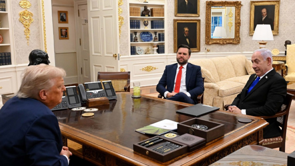 Donald Trump, J D Vance e Beniamin Netanyahu (Fonte X)
