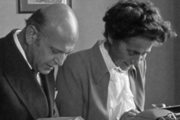 Da sinistra Ernst Bernhard e Dora Friedländer