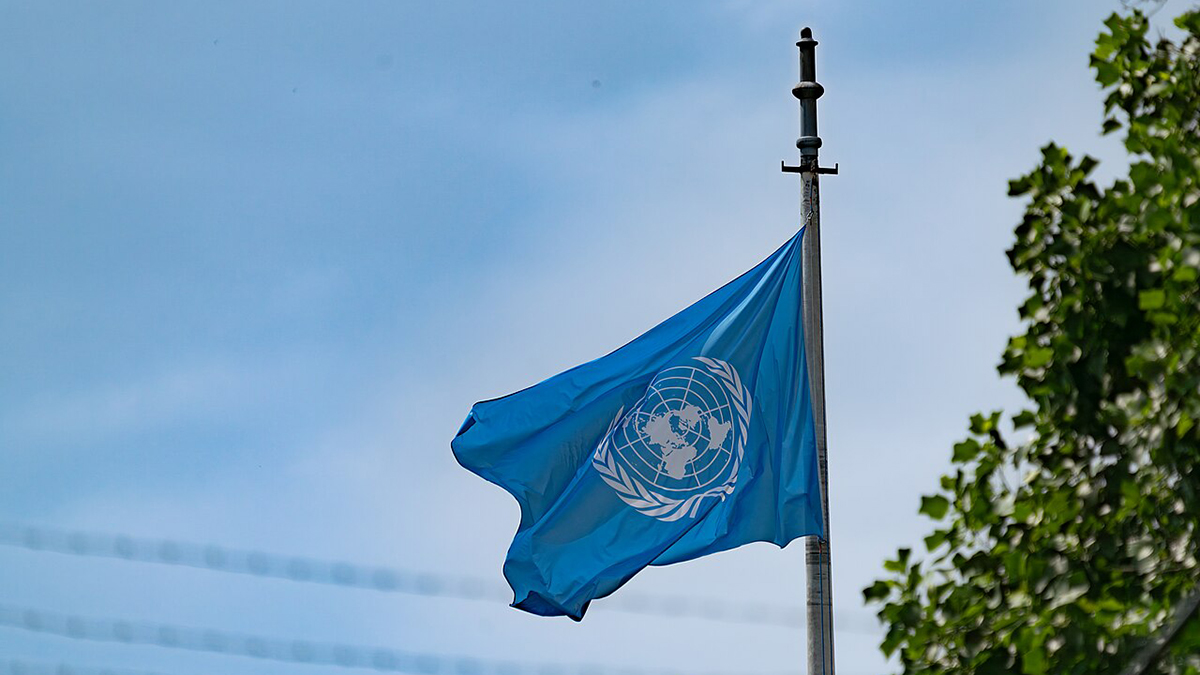 bandiera Onu sulla Corte internazionale di Giustizia all'Aia