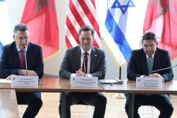 Da sinistra Gideon Sa'ar, Mike Waltz e Nasser Bourita